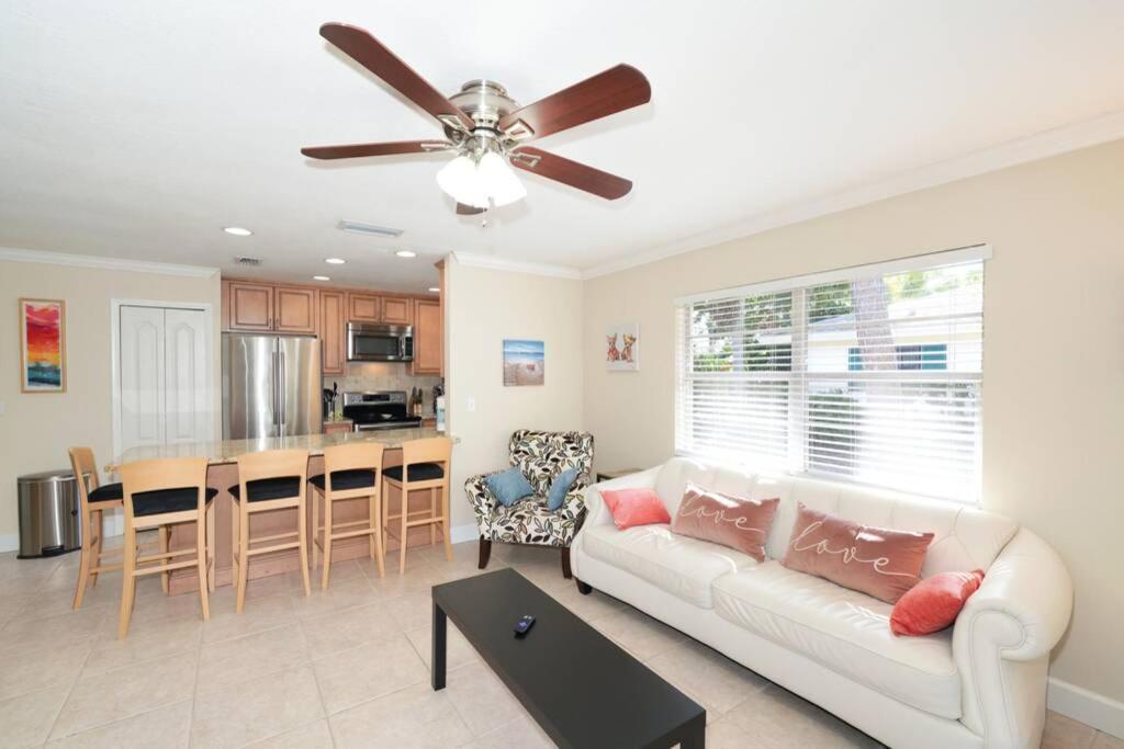 Pet-Friendly, King Bed, Close To Siesta Beach, Restaurants, Shopping Villa Sarasota Exterior foto